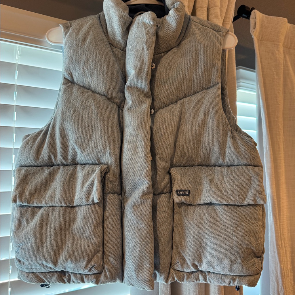 Levi's Women’s Jeans Puffer Vest